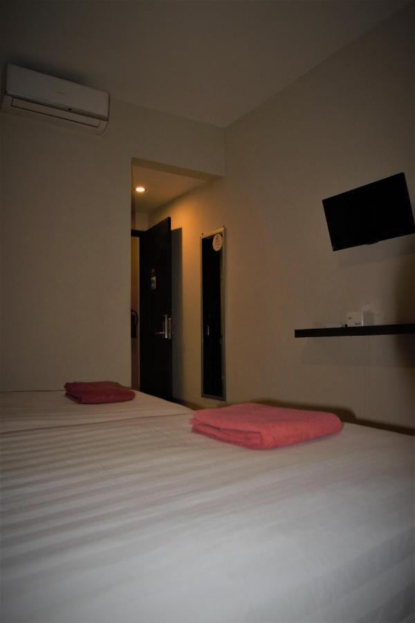 Nutana Hotel Lombok Mataram Bagian luar foto