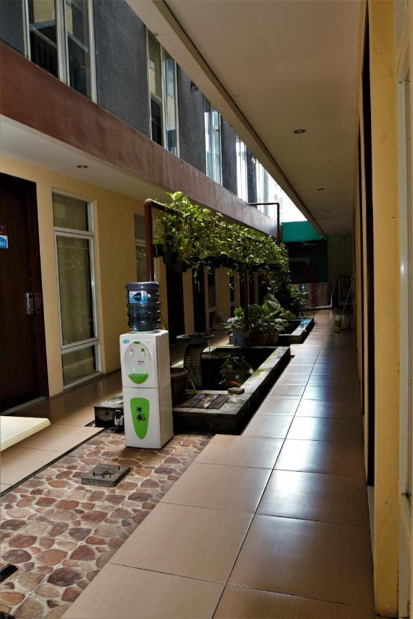 Nutana Hotel Lombok Mataram Bagian luar foto