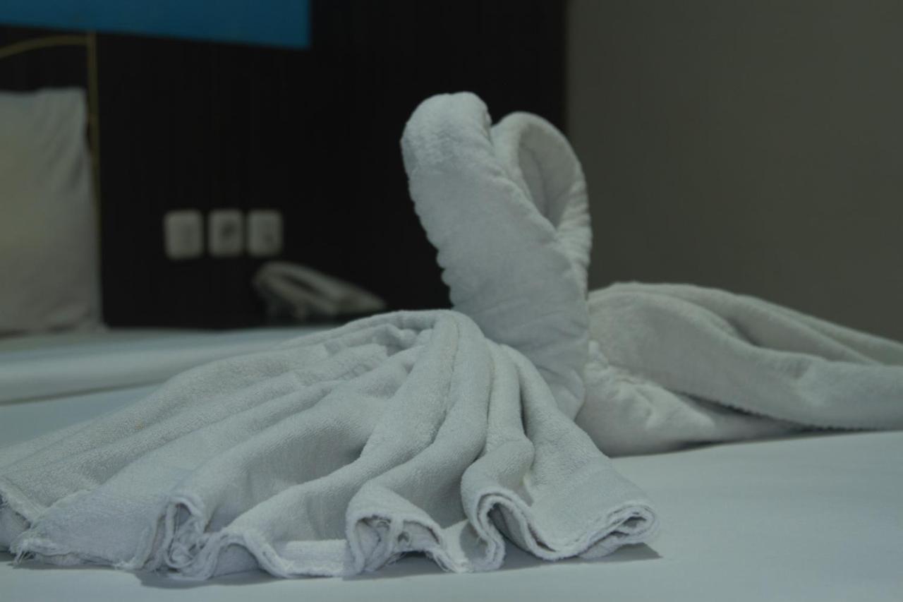 Nutana Hotel Lombok Mataram Bagian luar foto