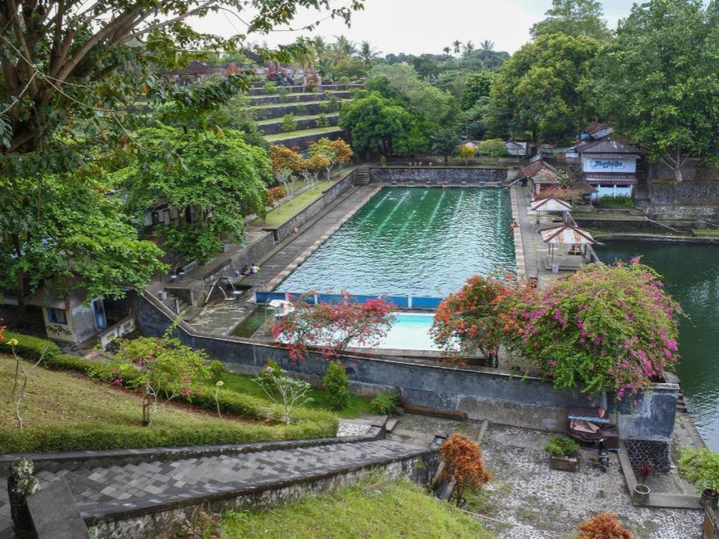 Nutana Hotel Lombok Mataram Bagian luar foto