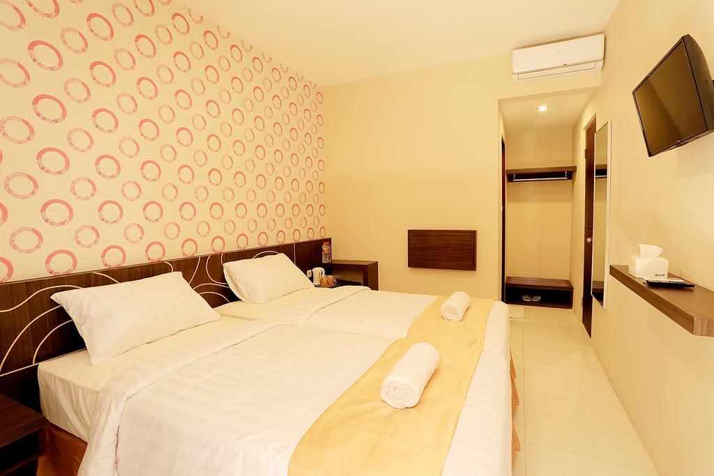 Nutana Hotel Lombok Mataram Bagian luar foto