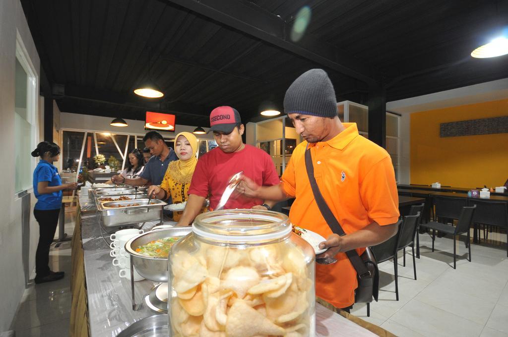 Nutana Hotel Lombok Mataram Bagian luar foto